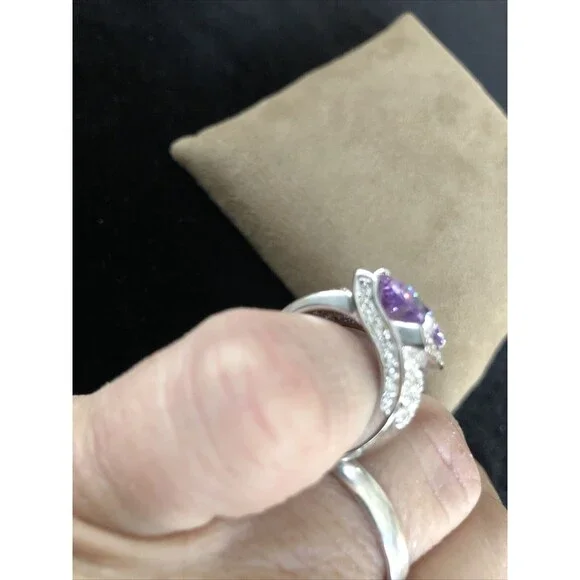 Clear crystal Rhinestone and Amethyst Silver Tone Cocktail Ring Size 5.5 Costume